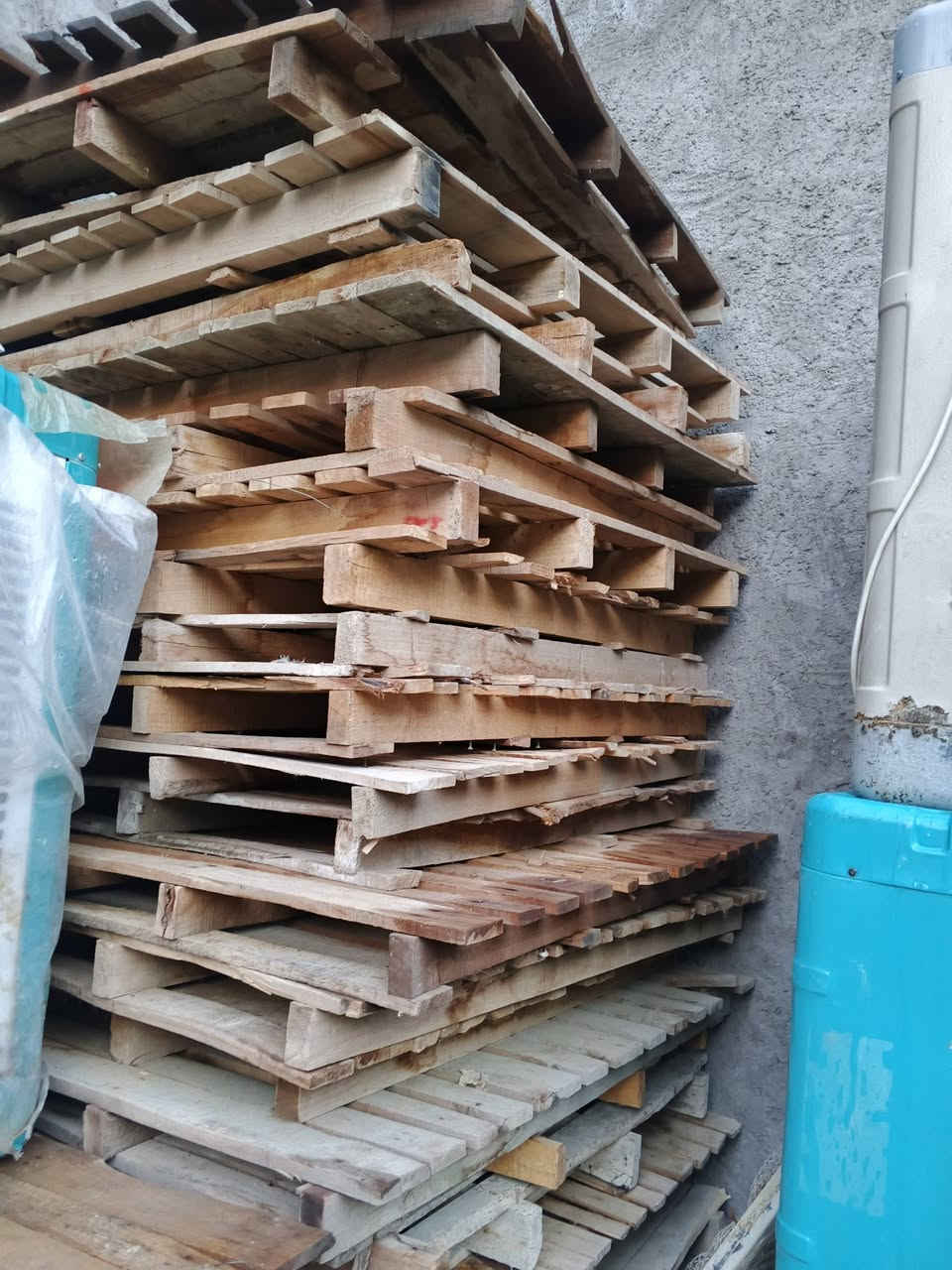 سكيبات لبيع نضيفه ما مستخدمه الوحده الفين ونص تصال على هاذا الرقم ***********
