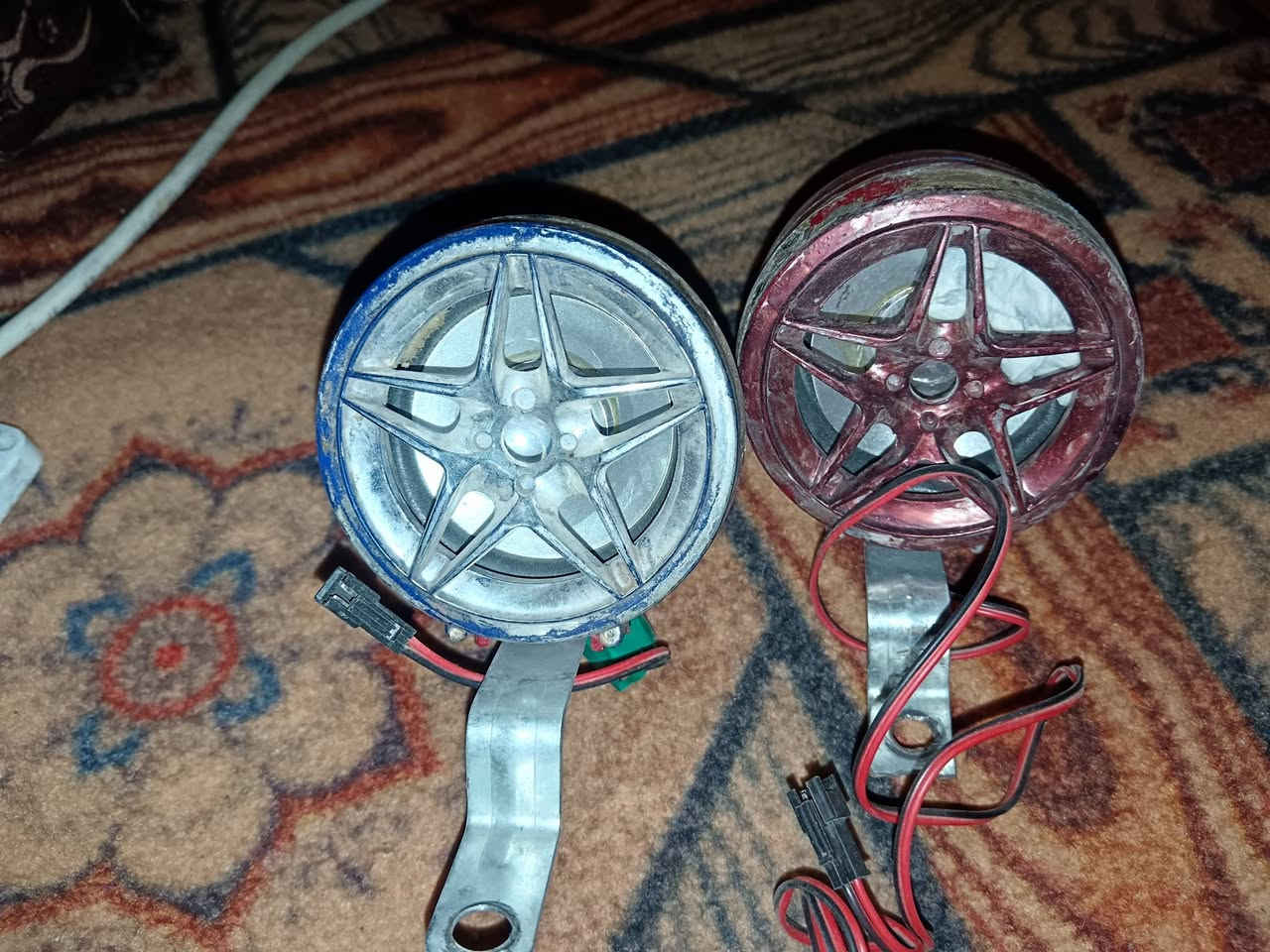 سماعات الببع سعر 6


**إذا كنت صاحب هذا الإعلان وتريد حذفه لأي سبب، رجاءا أرسل رسالة إلى الدعم الفني**