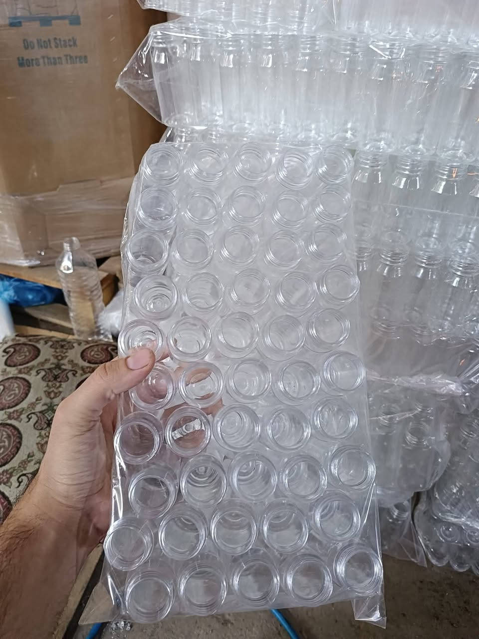 . ااااعلان  _ من معمل  الباز الأبيض  للبلاستك وتصنيع القناني  الى جميع اصحاب البيجات واصحاب المطاعم 
 واصحاب المحلات الجمله البيع وعطاررينً واصحاب بيجات  الكرام ُ
(#جمله) 
وكافه انواع العلب البلاستك في كافه احجامها 
متوفر انتاج جاهز علب 20مل
و30مل و50مل و 100مل بيضوي و100مل مربع 
تعبئة 50قطعة
جوده عاليه 
يوجد  توصيل للكميات الكبيرة حمل تريله 
يوجد توصيل نقليات اربيل _سليمانية _كركوك _دهوك _بغداد
يوجد توصيل كنتره اربيل - سليمانية 
#للطلب والاستفسار  مراسلة الصفحة 
واتساب 📞 ***********
اتصال 📞. ***********
#العنوان : موصل-صناعة الايسر-شارع ٦٠
