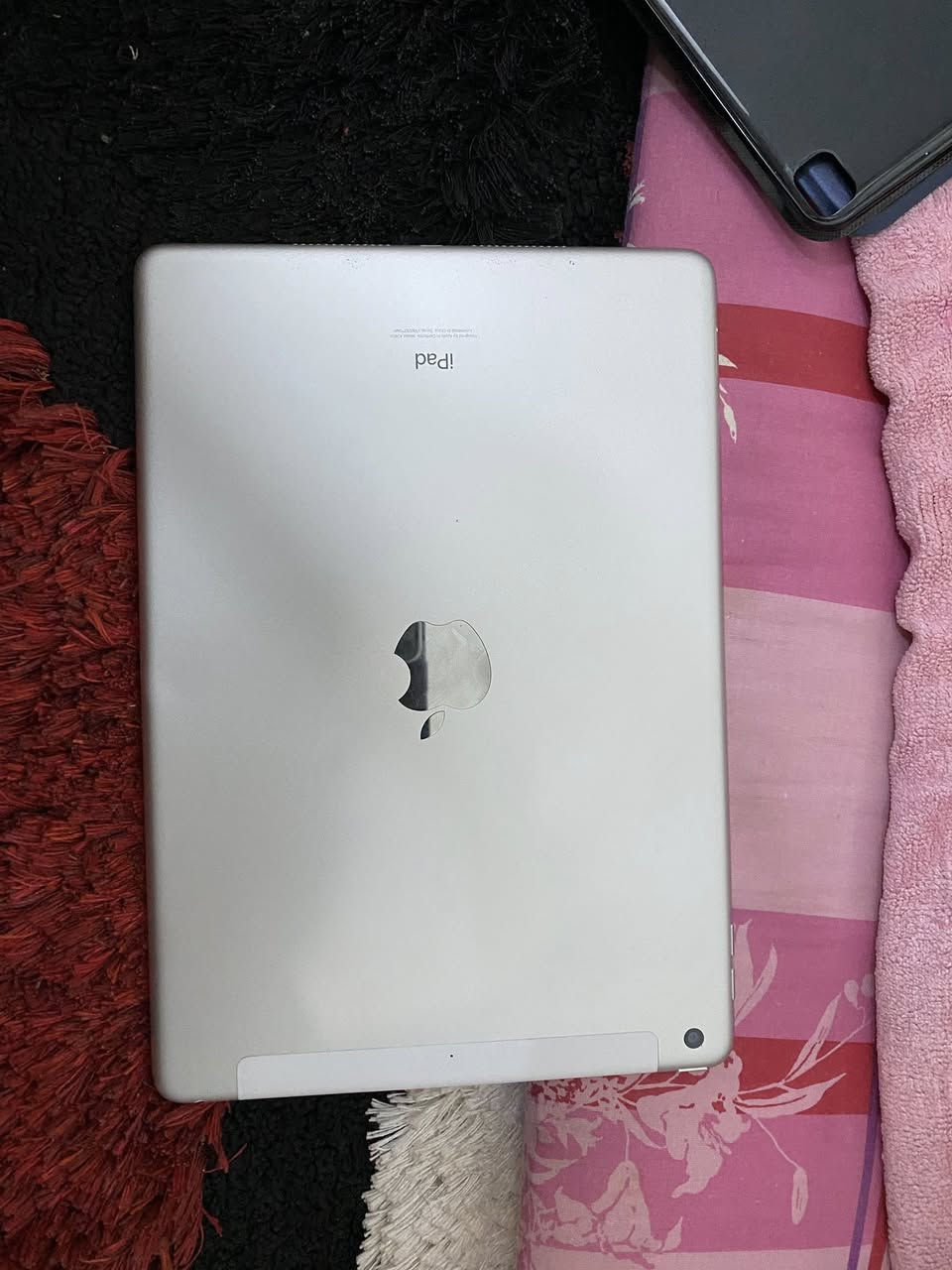 السلام عليكم عندي ايفون ١١ برو ماكس 256 GB و ايباد 9  64 GB الاجهزة نظيفه كلش ثنينهن بيهن كفر ولزكه شخط مابيهن استعمال شخصي اريد اراوس ب ١٤ برو ماكس او ١٥ برو ماكس مكاني بسمايه
***********
