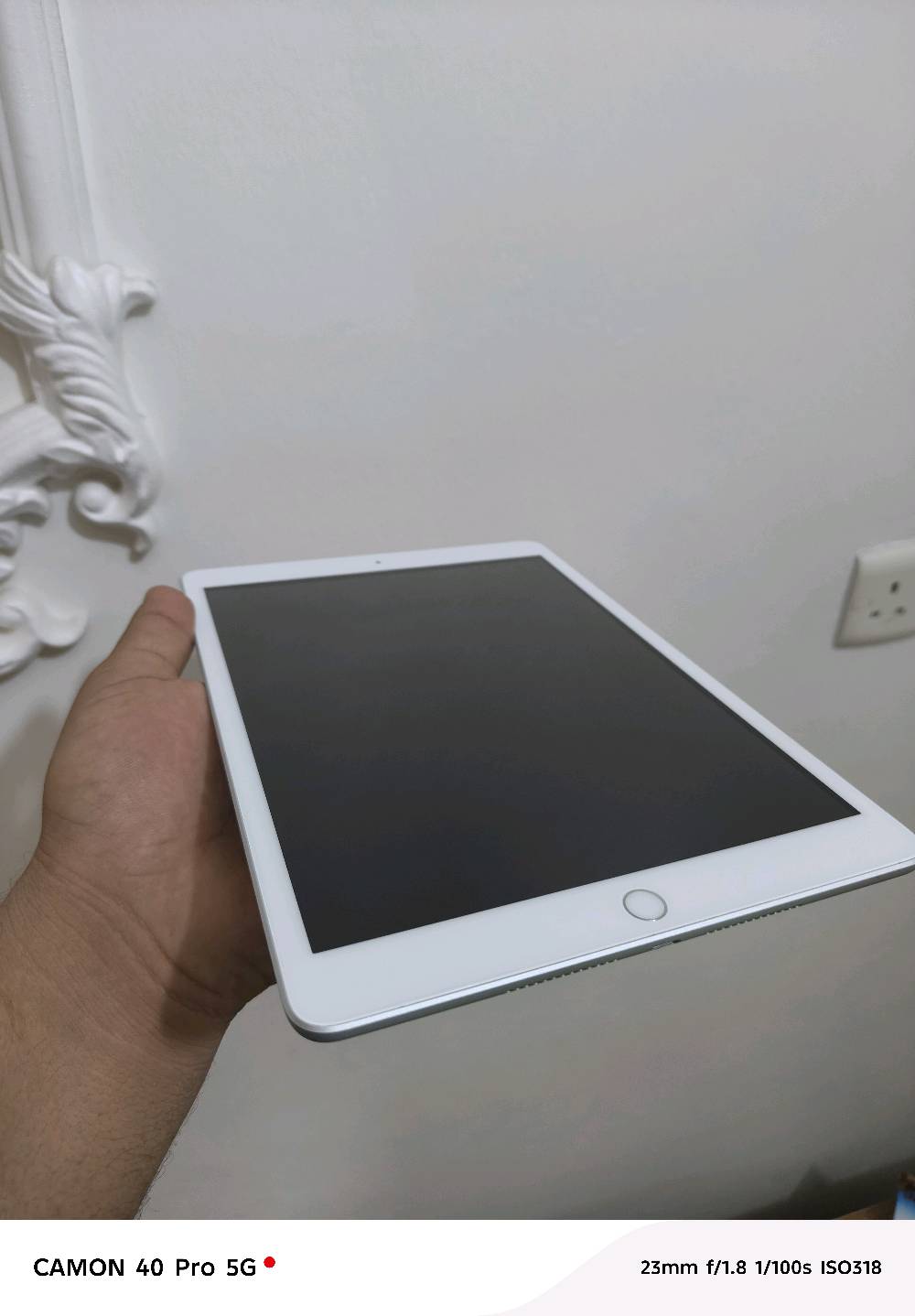 ايباد 7 جديد كلش نضافته 100% ذاكرة 128 اليدور جديد هذا بطاريه بل حاسبة 93 ما مفتوح ابد ملحقاته كلها كاملة رايدة 180 وبيه مجال بسيط مكاني بغداد ***********