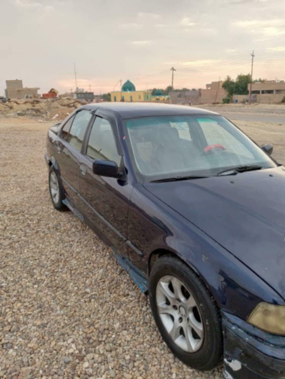 السلام عليكم سياره للبيع بيئم e36عنوان الانبار قضاء عانه للاستفسار اكثر على الرقم ***********
