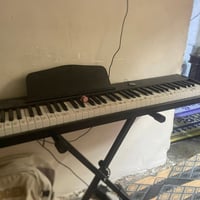 بيانو للبيع  IP 8880   • المفاتيح: 88 مفتاحاً بوزن (Hammer Action) داخ...