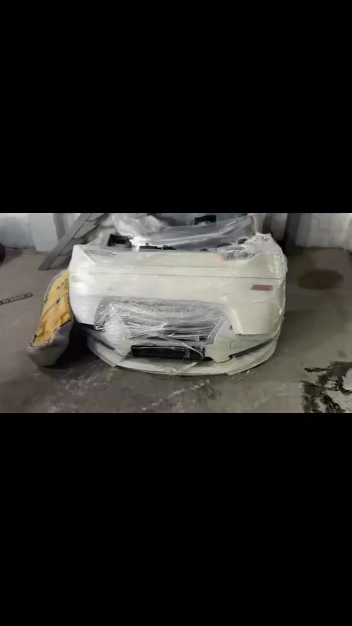 وصول قصات كاملة سينترا خليجي لون أبيض وسلفر ويوجد توصيل سريع لجميع المحافظات للاستفسار 0774 093 2435
