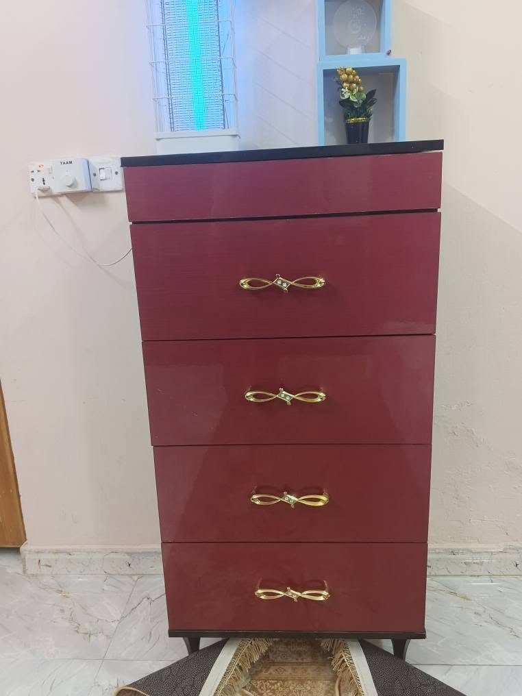 السلام عليكم غرف نوم تركي ضخمة نضيفة السعر 800وبي مجال المكان الدورة ***********/***********بيهن واتساب
