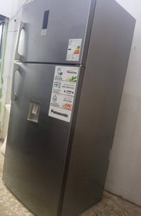للبيع ثلاجه ارقئ نوع باناسونيك ام البراد اكبر حجم نضافه ميه بل ميه  ال...