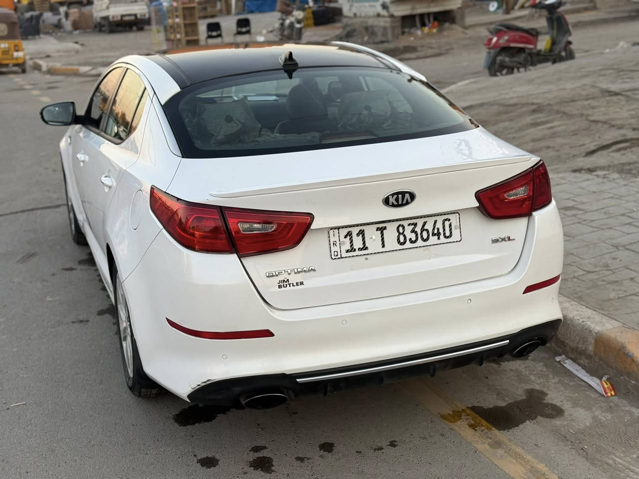 السلام عليكم للبيع او المراوس
اوبتما sxl 2015 
فوووووول اعلى مواصفات vip
مكينه 2000 تيربو 
بصمه 
ستيرن D رياضي
3 وضعيات قياده
فول تحكم ستيرن 
شاشه جبيره 
مري شفط اوتو
تدفئه وتبريد بالكراسي امامي وخلفي
سايد بريك بصمه
رادرات 
شاشه جبيره
دشبول دجتال
سماعات انفنتي
كير مكينه مكفولات  
صدر امامي خلفي نظيف 70‎%‎
تايرات جدد
من الاخير السياره مزوعه مواصفات

رقم بغداد الدولي بأسمي 
حادثها بنيد وجاملغ مبدلات وصندوك مصبوغ يعني 3 قطع بيها السياره وسونار موجود مكان السياره بغداد حي اور قرب فلكه صباح الخياط 

السياره عارضها ب 124 وبيها مجال بسيط جدا حك الجيه فقط 

للاستفسار اتصل ع الرقم *********** سيف 
متواجد خط واتساب 24 ساعه

اذا معجبك سعرها الله يرزقك بالاحسن منها تحياتي الكم
