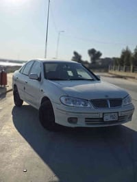 للبيع نقد فقط  نيسان صني 2002 سياره جديده على وضع الشركه تبريد   تدفئه...