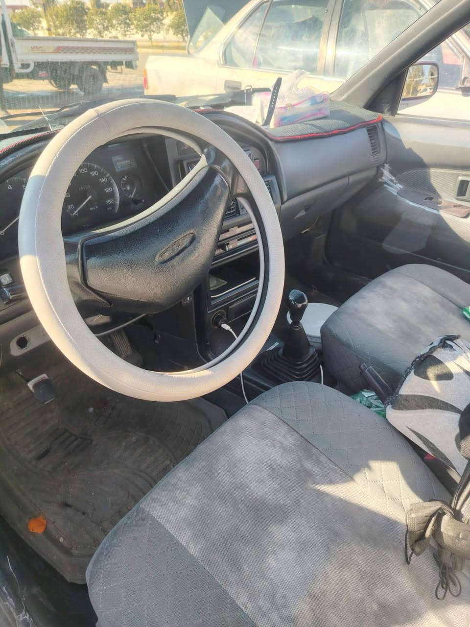 السلام عليكم سياره كورلا موديل 92 رقم كركوك السنويه ل ٣٠ عنوان السياره كركوك الحويجه سياره تدفئه بدون تبريد السعر ٤٥ وبيها مجال بسيط
***********
