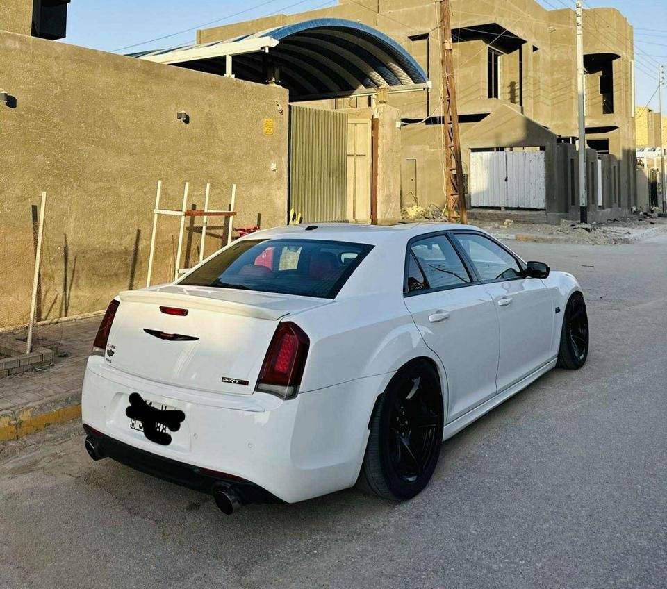 اوباما  RT الموديل: 2012 جكات  الفئة: S تو ويل
المحرك: V8 سعة 5700
السياره كلش نظيفه و كلش معتني بيها 
و الصور كدامك تجي تشوفها بعينك و تحكم
السياره عليه اضافات كلش هواي 
اكسل قفل srt شوته srt كل الغراض srt بس مكينه 5700 
الوارد: امريكي 
الحالة: السياره صور حادث في المنشور 
بنيد محدث SRT وجاملغ صبغ بدون اي دواخل 
الباقي كله مكفول 
الممشى: 150 ألف ميل حقيقي بشرط
رقم السيارة: بغداد مميز تاخد تحويل

✅ الســعـر 💵 عـلـق و يــتـم الـرد عـلـيـك 📩

المواصفات:
1- فئة S فول مواصفات للاخير لل دمام الخلفي
2- بصمة تشغيل
3- كلاصات حار بارد
4- شفتات ستيرن
5- نظام سبورت
6- كشنات جلد احمر أصل SRT
7- كشنات كهرباء و خزن
8- كشنات تدفئة و تبريد
9- تدفئة ستيرن
10- مثبت سرعة
11- كاميرا خلفية
12- مرايا جانبية هيتر
13- حساسات اماميه و خلفيه 
14- دخول ذكي (بصمة)
15-ويل قياس 20 نجمه 
16- دمام خلفي
17- مري قلاب اوتو
وباقي مواصفات فئة S المعروفة

رقم صاحب سيارة
***********
