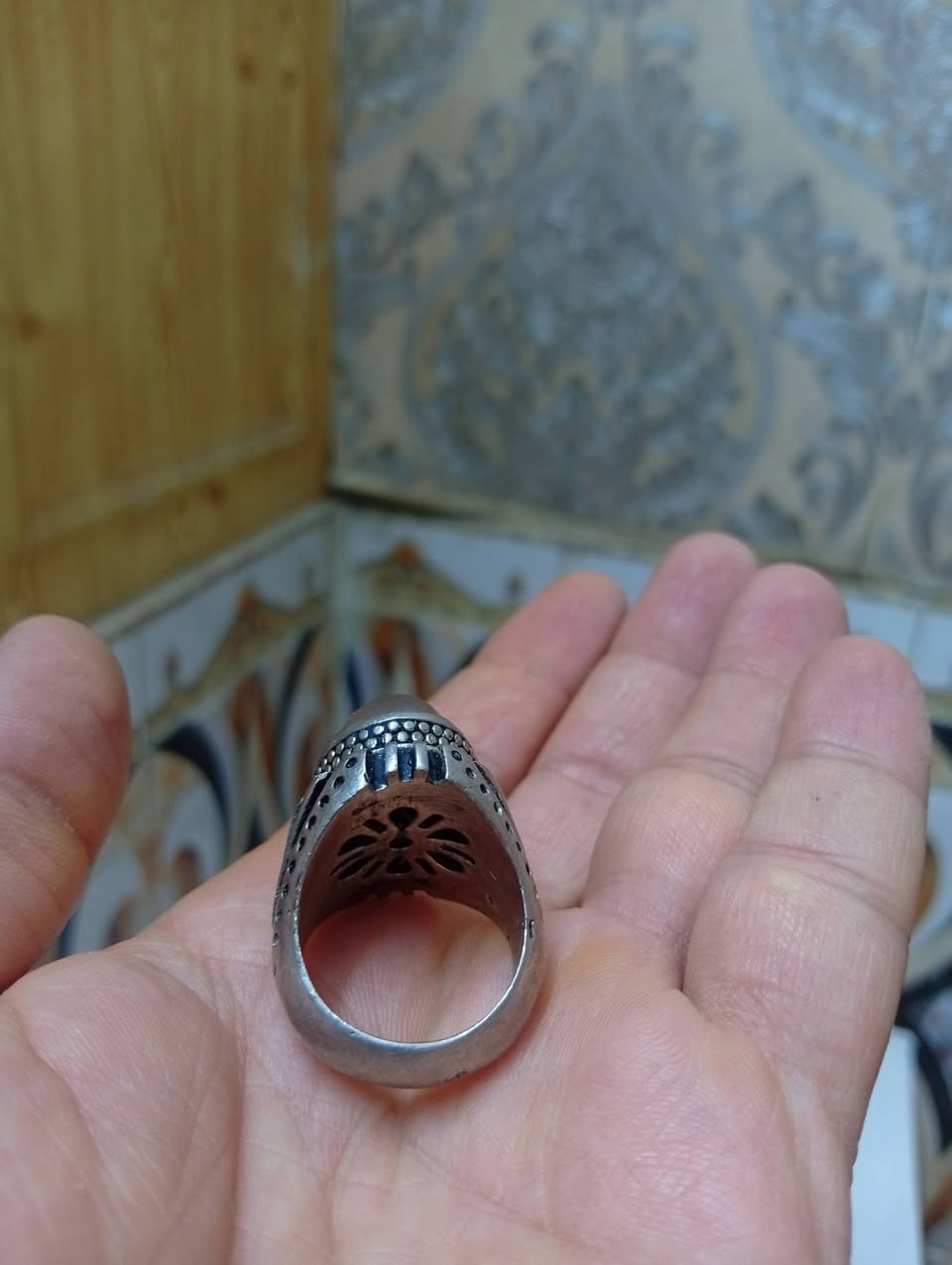 وزنه ثقيل 34غرام
السعر 80 قفل


**إذا كنت صاحب هذا الإعلان وتريد حذفه لأي سبب، رجاءا أرسل رسالة إلى الدعم الفني**