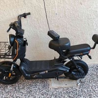 دراجه شحن نظيفه للبيع السعر 200 هاتف 07719547995