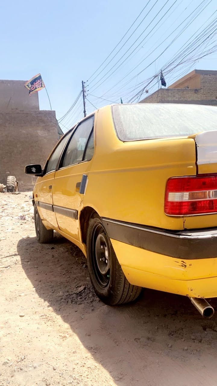 بيجو 405 موديل 2013
سياره جاهزه كير ومكينه لا تنقيص ولا تبخير 
صدر نص عمر عوزها شويه ترتيب 
عليها غرامات وهيئه 
تنزل من سعرها 
27 وبيها مجال 
استفسار ***********
او واتس اب متوفر
