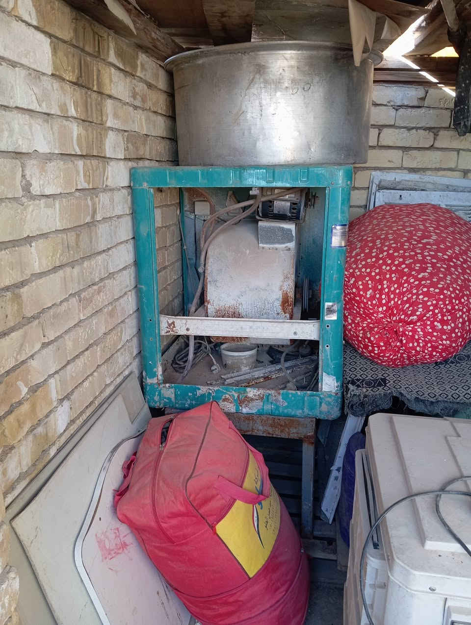 للبيع كلمن وسعره


**إذا كنت صاحب هذا الإعلان وتريد حذفه لأي سبب، رجاءا أرسل رسالة إلى الدعم الفني**