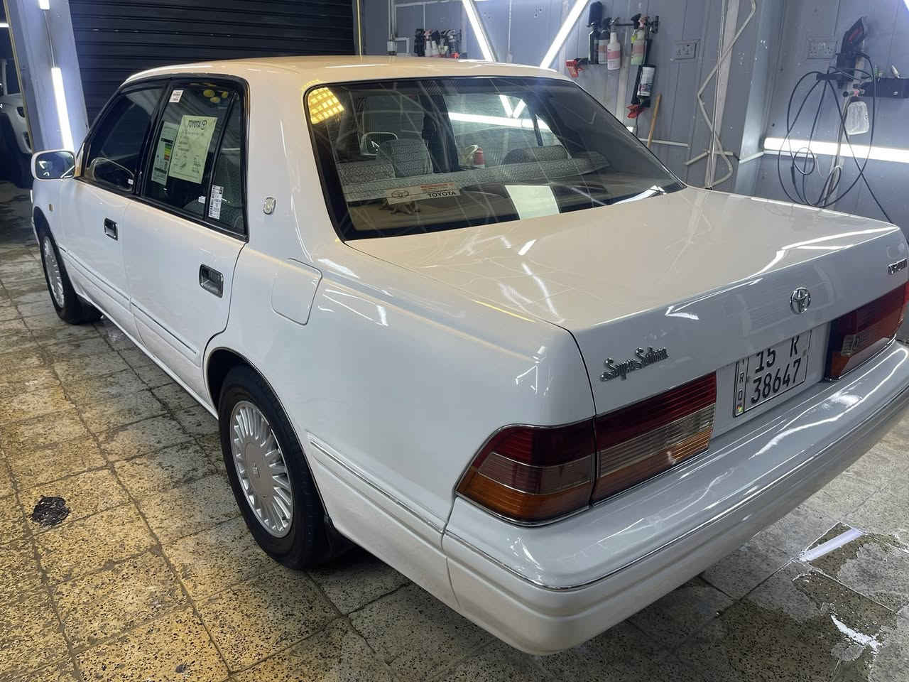 السلام عليكم اخوان للبيع راس الثور موديل 98يسرى بلاد وارد سعودي مصبوغه عام بدون حادث سابقا كير عادي مبدله غرفه مال يمنى مكينة 300 رقم انبار بسمي سياره نظيفه جدا السعر 105 وبيه مجال
