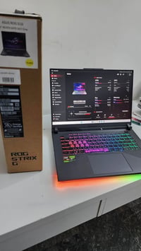 ASUS rog strix g 16   Amd reyzon 9 8940 HX  RTX 5070 8gb  حجم شاشة 16 ...