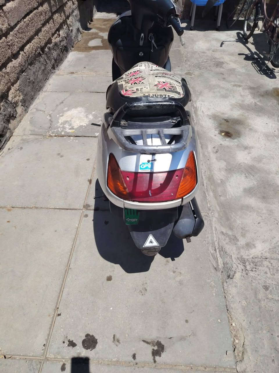 للبيع سبيس ياباني نضيفه.    مفتوحه بس ولفات.          500 وبيه مجال


**إذا كنت صاحب هذا الإعلان وتريد حذفه لأي سبب، رجاءا أرسل رسالة إلى الدعم الفني**