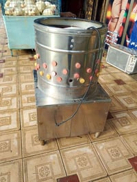 متاح هلاسه دجاج تشتغل عل مولده و عل كهرباء استخدام نضيف الشراي يتصل و ...