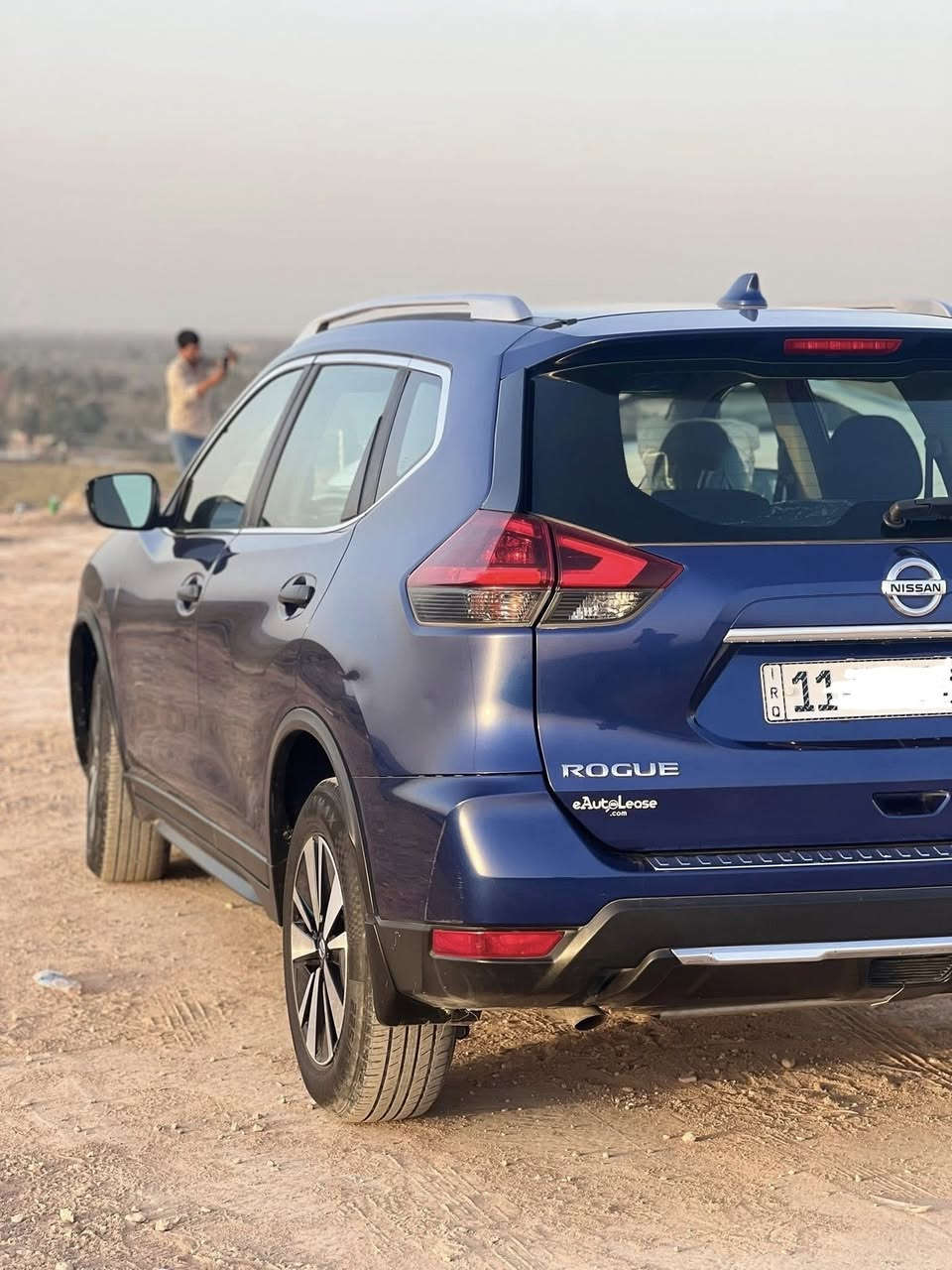 السلام عليكم 
نيسان روج 
رقم بغداد رقم وهزه جدد 
موديل ٢٠١٨ 
السياره مابيها اي نقص
حادث جاملغ وبنيد  بدون دواخل 
السعر135 او مراوس حسب القناعة   
مكان السياره بالحله
***********
