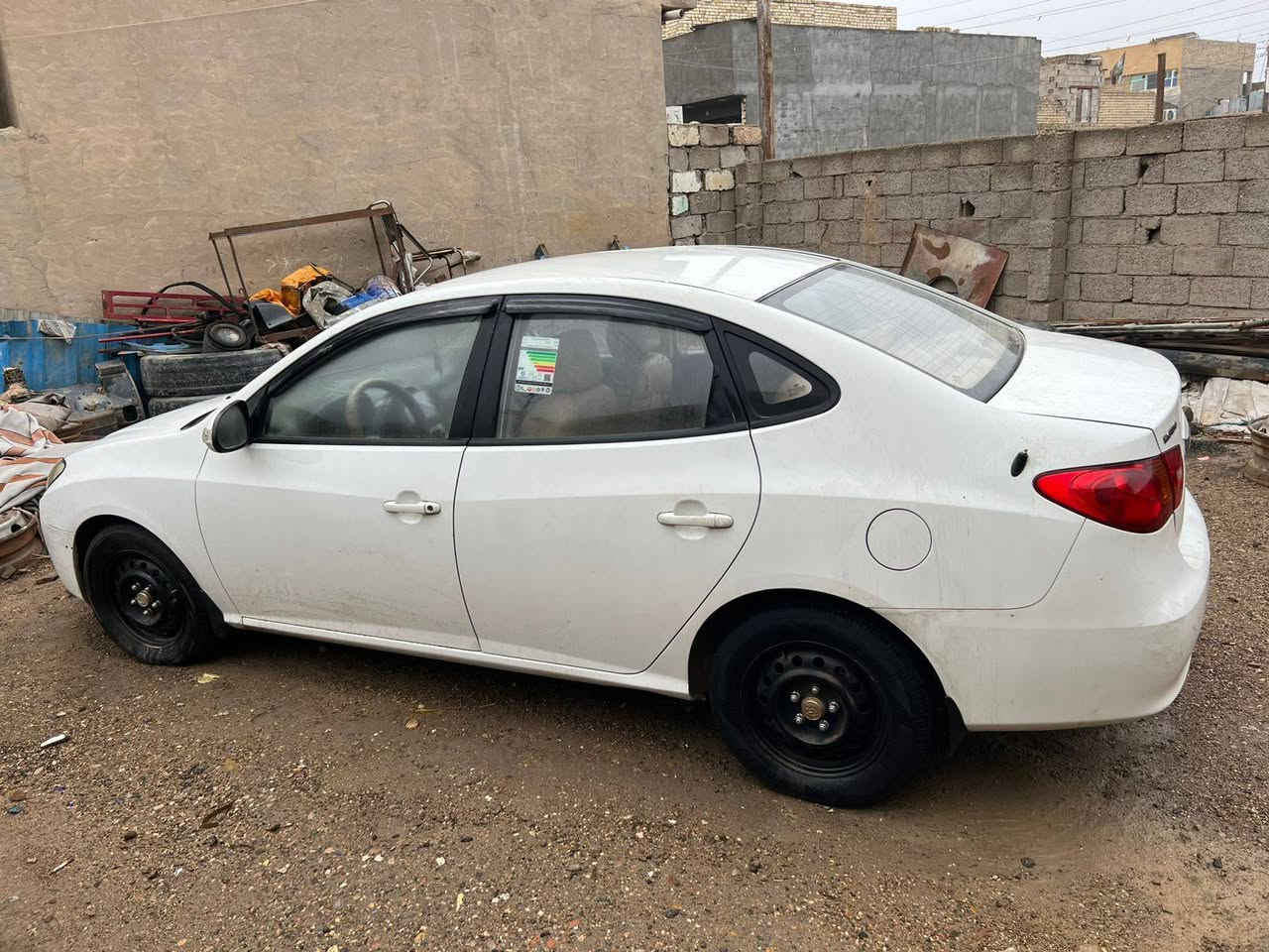 السلام عليكم
النترا خليجي للبيع

مكلف بالنشر 

موديل 2011 بأسمي رقم بغداد الدولي السياره كفالة عامة عدا هذا الشخط بالباب كما هو موضح بالصور

ماشية ١٣٦ الف حقيقي استخدام شخصي
مكينة 2000 
 السعر 128 وبيها مجال 

للأستفسار الإتصال على الرقم ***********
