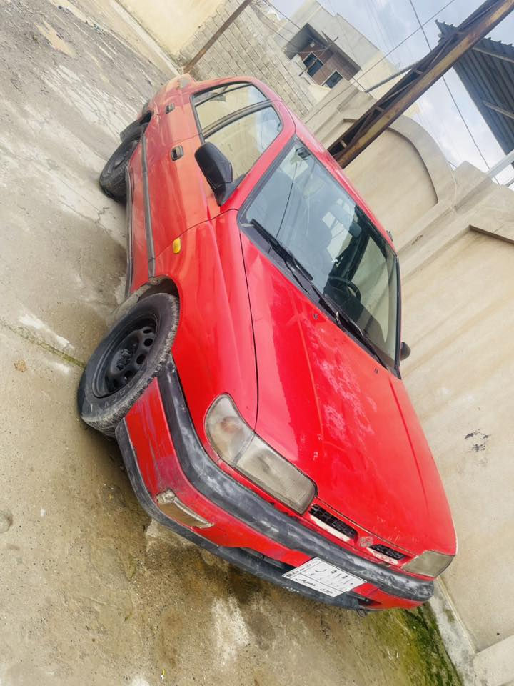 نيسان صني
موديل 1992 
اللون احمر غير محدد 
كير ومحرك شرط (مال كصه ) 
طخم امامي وخلفي جديد 
بدون دواخل 
دوشمه جديده 
رقم نينوى ألماني 
سنويه لي 2028
كوبون بانزين بيها 
لايوجد عليها اي غرامات 
شرط التحويل 
السعر 30$ وبيها مجال قليل 
للتواصل ***********
              ***********
