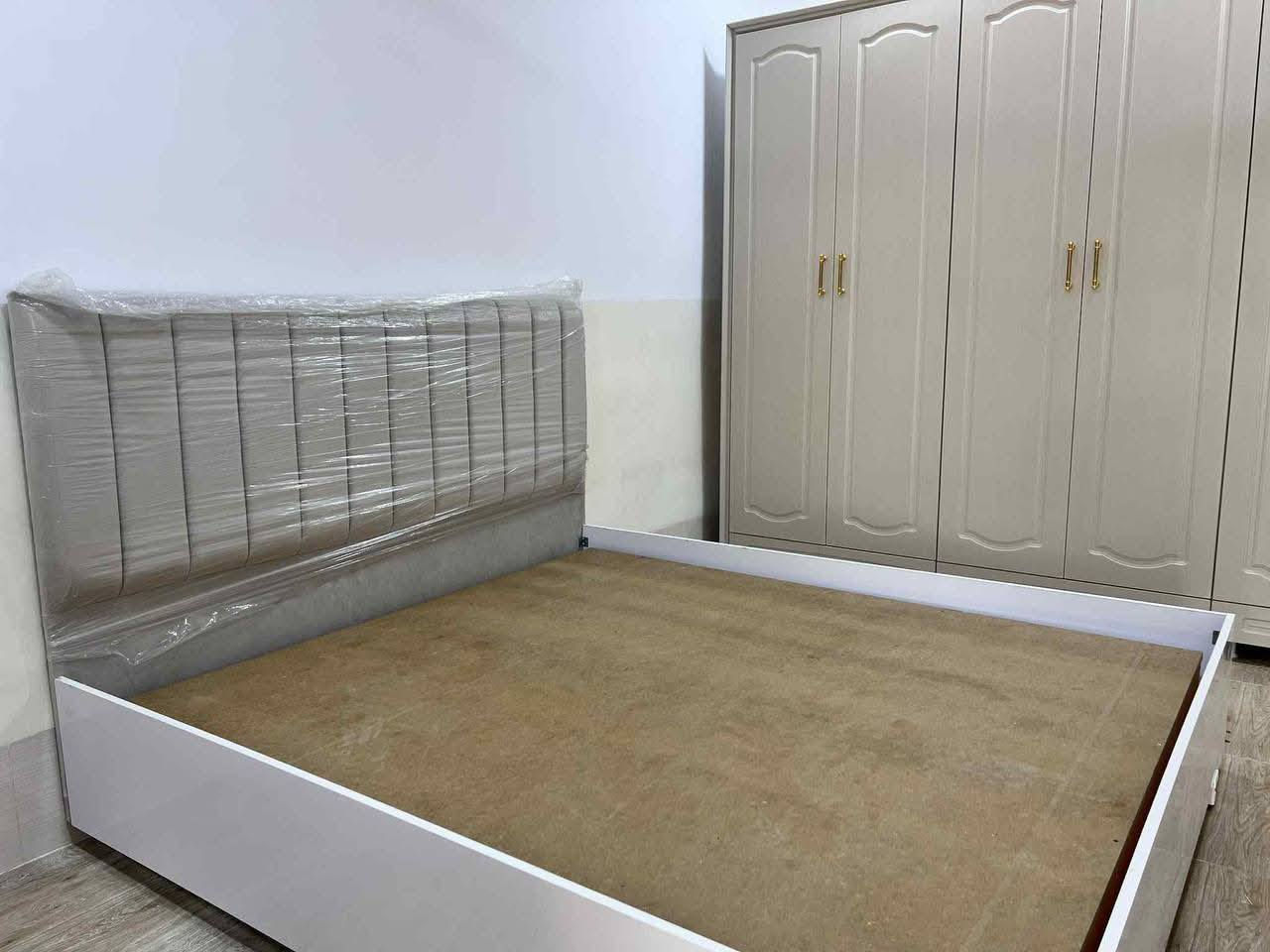 داشکاندنێکی کاتی بە هۆی هاتنی مانگی ڕەمەزانی پیرۆز لە (لۆکس هۆم)  تایبەت بە خەلکی گەرمیانی خۆشەویست
تاخمی پینج پارچەی بالۆن پریسی تورکی  زەمانی ٣ سال  تەنها بە ( ملیون پەنجا) هەزار  بەستن و گەیاندن بە خۆرایی  معرەزی شەش دەرگایی بالۆن پریس 485 هەزار بەستن و گەیاندن بەخۆرایی ڕەنگ و مۆدیل خۆت بە ئارەزووی خۆت و دروست کرد لە سەر ئیمە لە کەمترین ماوە  
.
.
ناونیشان: ئاوەرەکان بەرامبەر قوتابخانەی سەفین 
***********--***********
