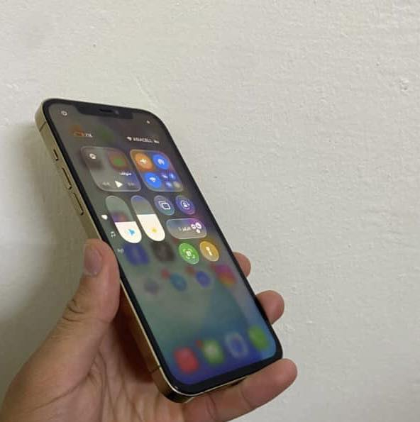 سلام عليكم ايفون١٢ برو ماكس 256 جهاز كلش نضيف مبدل شاشه وبطاريه شرط اصليه باقي مكفول من اي خلل سعر٣٢٠ خابر ودلل*********** مكاني محموديه
