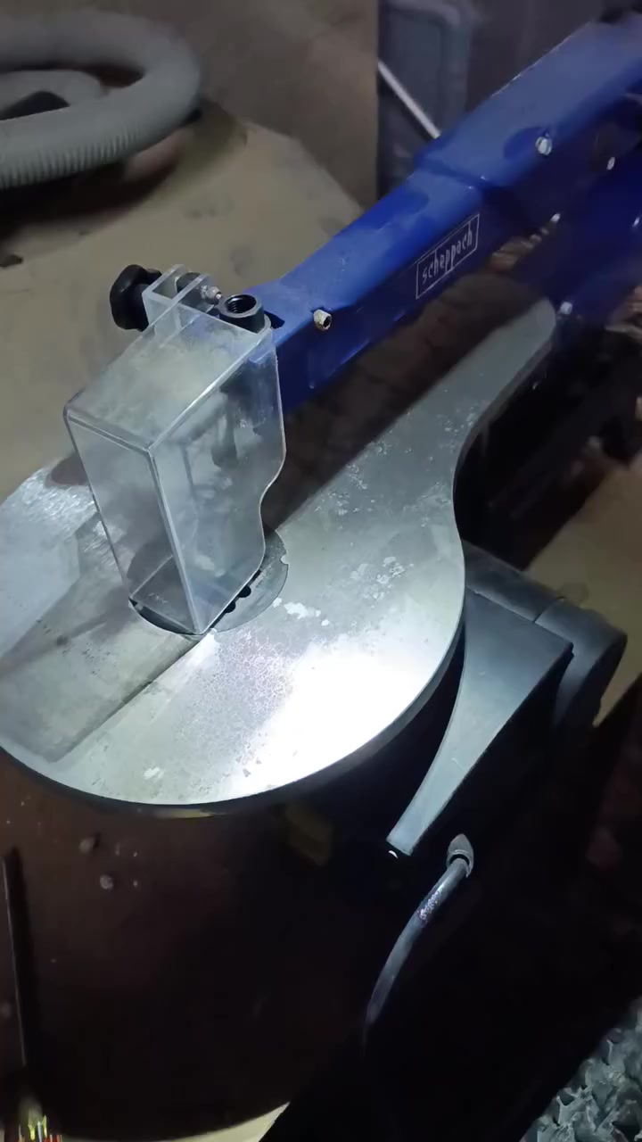 غساله اوتوماتيك حجم 16كيلو  الحافض شرط شغل/ منشار الماني الاصلي مامستخدم  /ماطور مي بلادي مامصلح /ماطور كونفيره حجم وسط  /للاستفسار اكثر مراسلة صفحه وبخدمتكم


**إذا كنت صاحب هذا الإعلان وتريد حذفه لأي سبب، رجاءا أرسل رسالة إلى الدعم الفني**