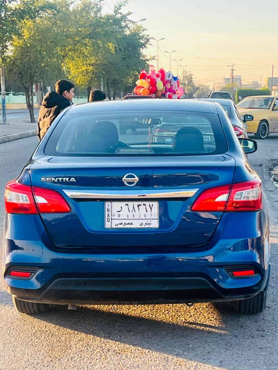 نيسان سنترا
موديل 2019
ضرر: جاملق وبنيد  بدون دواخل 
مواصفات 
شاشه 
كاميرا 
رادار 
حساس 
تحكمات ستيرن 
تحديد سرعه 
بعد بيها مواصفات 
مكان موصل
سعر115 مجال بسيط
***********
***********
