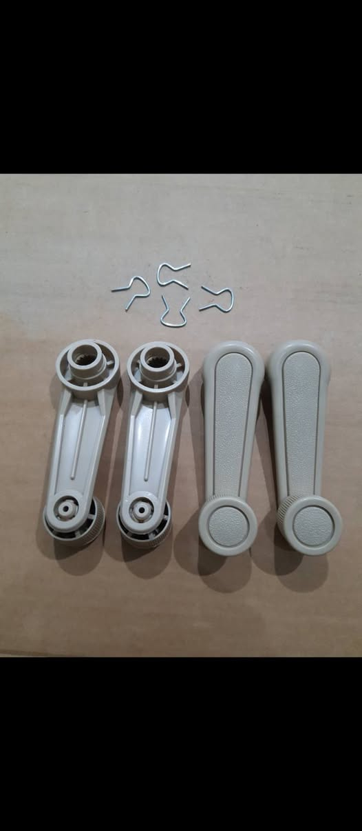 غراض كرونه للبيع
كلوبات رقم الزوج 8 الف
قمجي بونيد واحد 10 الف
جوبي رفع جام الزوج 4 الف
يدة اشاير مع يدة ماسحات رباعي 30 الف
يوجد الخدمة التوصيل كافه المحافظات 5 الف
للحجز على خاص ماسنجر + رقم بي واتساب
***********
