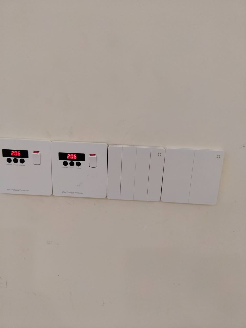 📞 للاتصال والحجز  ***********

🔌 خدماتنا:

تأسيس وصيانة كهرباء المنازل والمحلات. عمارات .

مجمعات سكنية

تصليح عطل كهربائي طارئ.

ترتيب لوحات الكهرباء وضبط الأحمال.

✅ شغل مضمون + سرعة بالإنجاز + أسعار مناسبة.

✅ أمانة بالعمل وسمعة طيبة.

✅ خدمة داخل [ بغداد📍].
