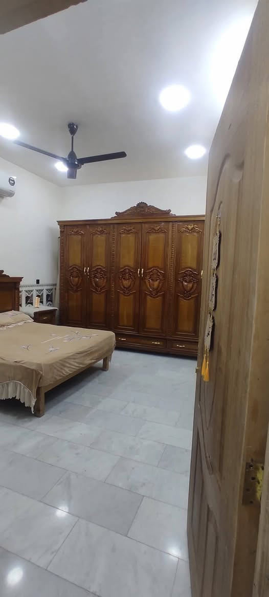 الدار للبيع
مساحه البيت 100
بيت كلشي مرتب بناء حديث 
البيت طابو زراعي سند 25
المنطقه البلديات الصحفين حي الامير قرب مدرسه زين القوس 
االسعر 150 وبي مجال 
الاستفسار انتصل علي هاذه الرقم ‏‪0771 435 8549‬‏
