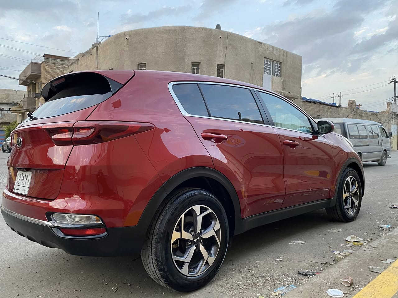 كيا سبورتاج (2020) ❤️🔥
وارد أمريكي🇺🇸

📺 شاشة وكاميرا مع تحكمات وكار بلاي وعرض فيديو فول
🚘 رادار نقطة عمياء وتحديد مسار
🔧 محرك 2400 GDI بدون فتح ومكفول
❄️ تبريد قطعتين
🛞 تخم تاير جديد
🔋 بطارية جديدة
🪡 دوشمة كشنات
✨ حماية نانو سيراميك
⚠️ حادث جاملغ وربع البنيد، ايرباك دركه فقط
📄 السيارة باسمي تحويل ثاني يوم

📮 السـعـر 170بيه مجال 

مكان تواجد السيارة: بغداد / البلديات
رقم***********
ا
