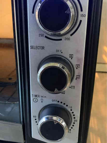 ئۆڤنی ئەڵمانی زۆر ئەسڵ نرخی زۆر گونجاوە
خۆم ٩٠ هەزارم پێ داوە
نرخی فرۆشتن ٥٥ هەزار 
شوێن چەمچەماڵ
*********** السليمانية
