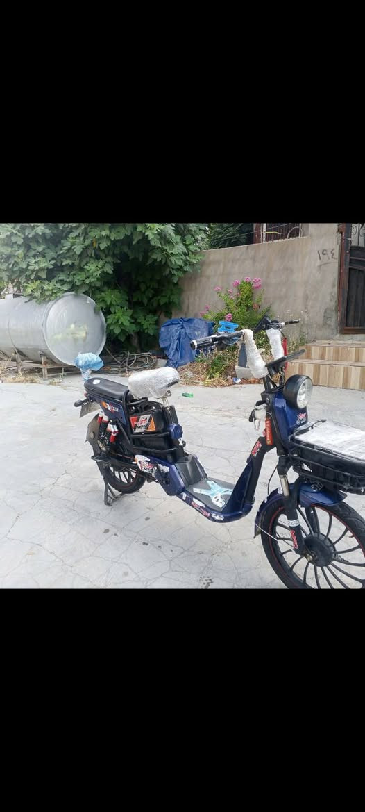سڵاو ئەم شەحنە بۆفرۆشتن زۆر مەزبوتە بەشەرت دەیفرۆشم  سحری 265 مەجال شوین سلیمانی زڕگویزی،  گەورە ژ *********** السليمانية, العراق
