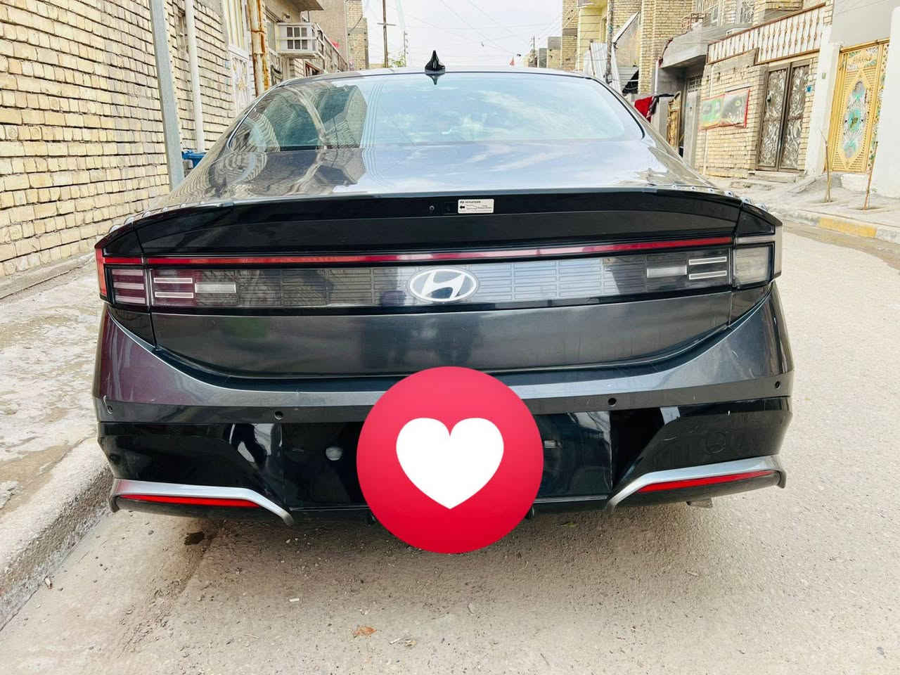 السلا م عليكم سياره سوناتا موديل ٢٠٢٤ صوره الحادث موجوده سياره هايبرد ماشية ٢٤الف المكان حي اور قرب جامع الفردوس
موصفات
رادار الامامي تبريد قطعتين توقف ذاتي تحديد مسار مكنية (2000) سياره باسمي  تحويل مباشر  رقم بغداد
السعر185 وبيه مجال للشراي كل التفاصيل موجوده اتصل وتدلل غير متواجد على فيس
***********
