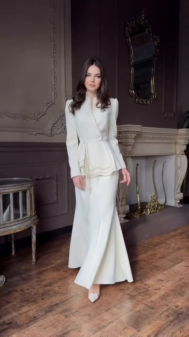 طقم ناعم وفخم بتفاصيل أنيقة ولمسة راقية تخلي إطلالتك مختلفة…

Size 36 / 38 / 40


**إذا كنت صاحب هذا الإعلان وتريد حذفه لأي سبب، رجاءا أرسل رسالة إلى الدعم الفني**