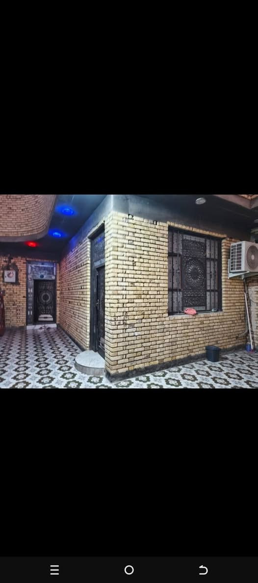 بيت مكان الفداء مساحه٣٠٠ متر بنيان جديد يم سيد عطيه ع شارع ***********
