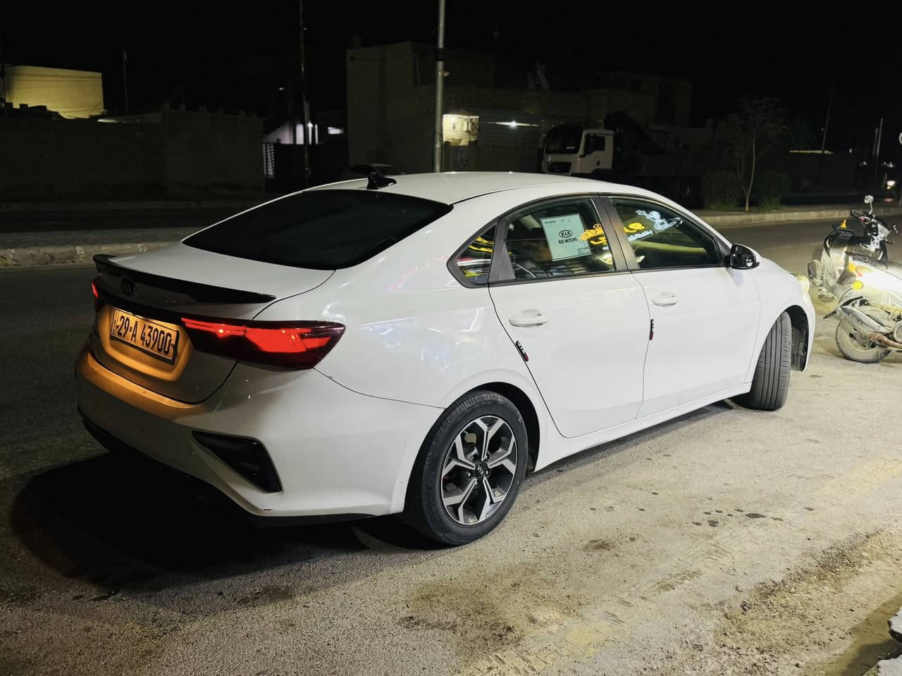 كيا فورتي 2019
كير ATM

مكينه2000دوش 

المسافه المقطوعه 80 ميل 

سياره حداديه جديده كير  مكينه نضاف وممفتوح برغي تاير كله جديد سياره متصرف عليها ربع بيها تبديل قطعتين وصبغ قطعه 

السعر 130 بيع او مراوس العنوان واسط ***********
