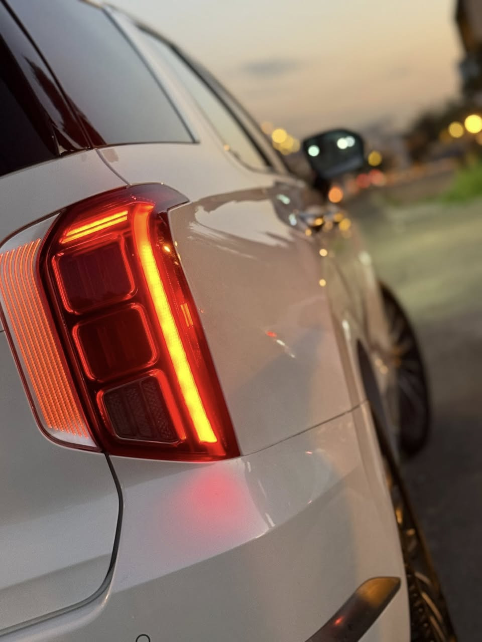 هونداي بلسايد 2024 مرقم بغداد شهداء لون ابيض كللكرافي فول للاخير  وارد امريكي المواصفات :-

🕒بصمه ابواب + صندوق +  بصمه تشغيل 

🕒بجم زنون مع لد امامي + مع لد خلفي 

🕒شاشه متصله + شاشه دجيتل للعداد 

🕒رادار امامي + خلفي + جانبي مع اوتو ستوب 
مع توقف تلقائي مع قياده اليه 

🕒داتا شو على الزجاج الامامي 

🕒فور ويل درايف

🕒نظام ترحيب + مري قلاب مع ال R

🕒بانوراما طكتين 

🕒سقف كنتارا  

🕒كراسي  جلد + تبريد + تدفئه + مساج الامامي والخلفي 

🕒حساس 360 امامي خلفي جانبي 

🕒كامرات 360 محيطيه حول المركبه

🕒دشبول متغير مع لد مخفي 🌈 64 لون حسب مستخدم

🕒كشن السايق خزن مميوري 

🕒سستم صوت الماني من شركة هارمن كاردن 🔊🔊

🕒قطع تبريد منفصله الامامي والخلفي وال 7 راكب

🕒ستائر جانبيه بلاد

 🕒كشن  سياحي منفصل تحكم منفصل

🕒مرايه وسطية  كامرا  شبيهه الكاديلاك

🕒نظام  التقدم والرجوع للخلف بالبصمة  

السياره مواصفات جريدة فول الفول vip

حادثه طخة بسيطة كلش بجاملغ خلفي نرشت على كدها 

مرقمه بغداد  تحويل مباشر  

السعر 377$


**إذا كنت صاحب هذا الإعلان وتريد حذفه لأي سبب، رجاءا أرسل رسالة إلى الدعم الفني**