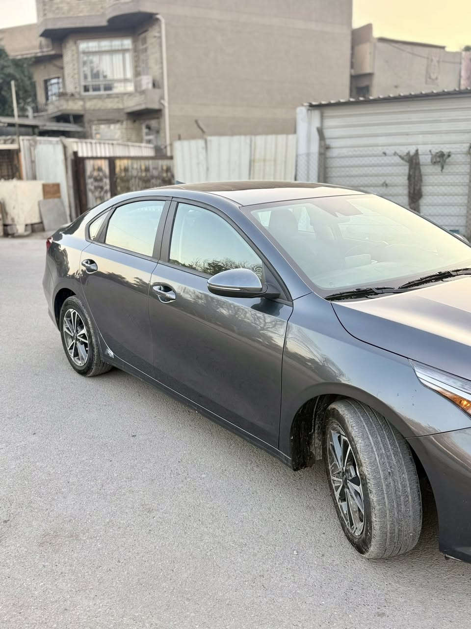 السلام عليكم للبيع فقط
كيا فورتي 2024 بدون رقم منفيس بسمي بيها رقم فحص مؤقت المواصفات نص فول معروفه مكينه 2000دوش فول ردارت كامره ويل كب ماشيه 24 الف صور الحادث ورقم شاصي بل منشور جاملغ وباب بدون ايرباك فقط السعر148$ورقه مجال حك الجيه مكاني بغداد جديده الاتصال  

***********
