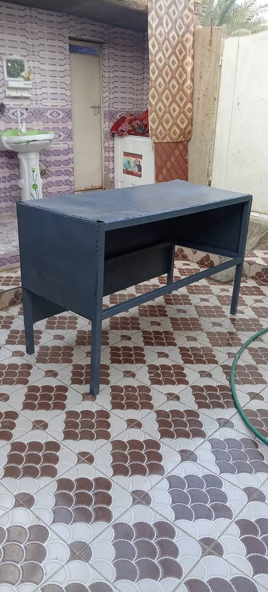 سلام عليكم 
ميز حديد ثقيل للبيع 
شغل جديد 
السعر 85 
وبيه مجال قليل


**إذا كنت صاحب هذا الإعلان وتريد حذفه لأي سبب، رجاءا أرسل رسالة إلى الدعم الفني**