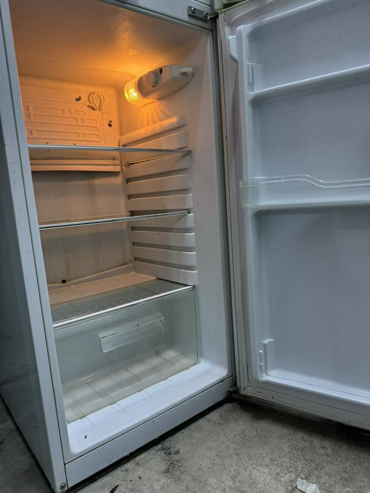 مجموعه اغراض منزليه للبيع باسعار مناسبه للاستفسار ***********                             
يوجد توصيل 
عنوانه سليمانيه بكرجو شارع عوال مقابيل حديقه كوستجم او مدرسه شنيار للبنات ((معرض حذيفه))
