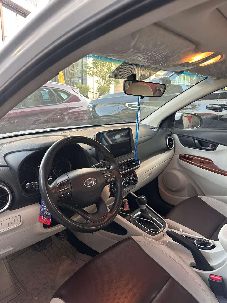 السلام عليكم

هونداي كونا 2023 مكفوله السياره    فول موصفات السياره جديده اي نقص مابيها 
السعر ١٨٠

***********
