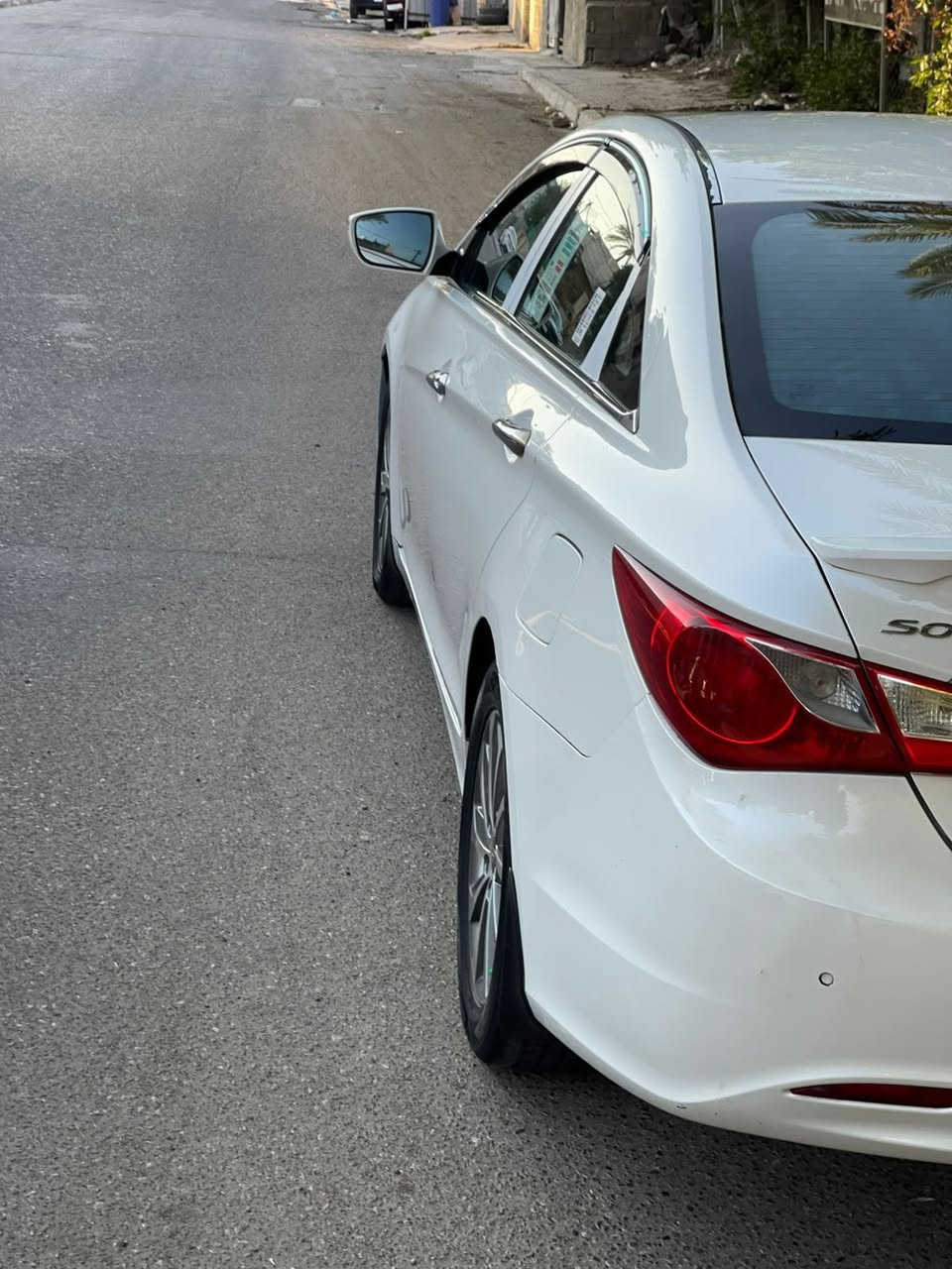 سوناتا خليجي 2014
السياره جاهزه من كلش وجديده
سونارها ضمن الصور
مواصفاته 
مري شفط
شفتات استيرن
محرك 2400
السنويه 28
مكان السياره بغداد الجديده
السعر 133 وبيه مجال
***********
