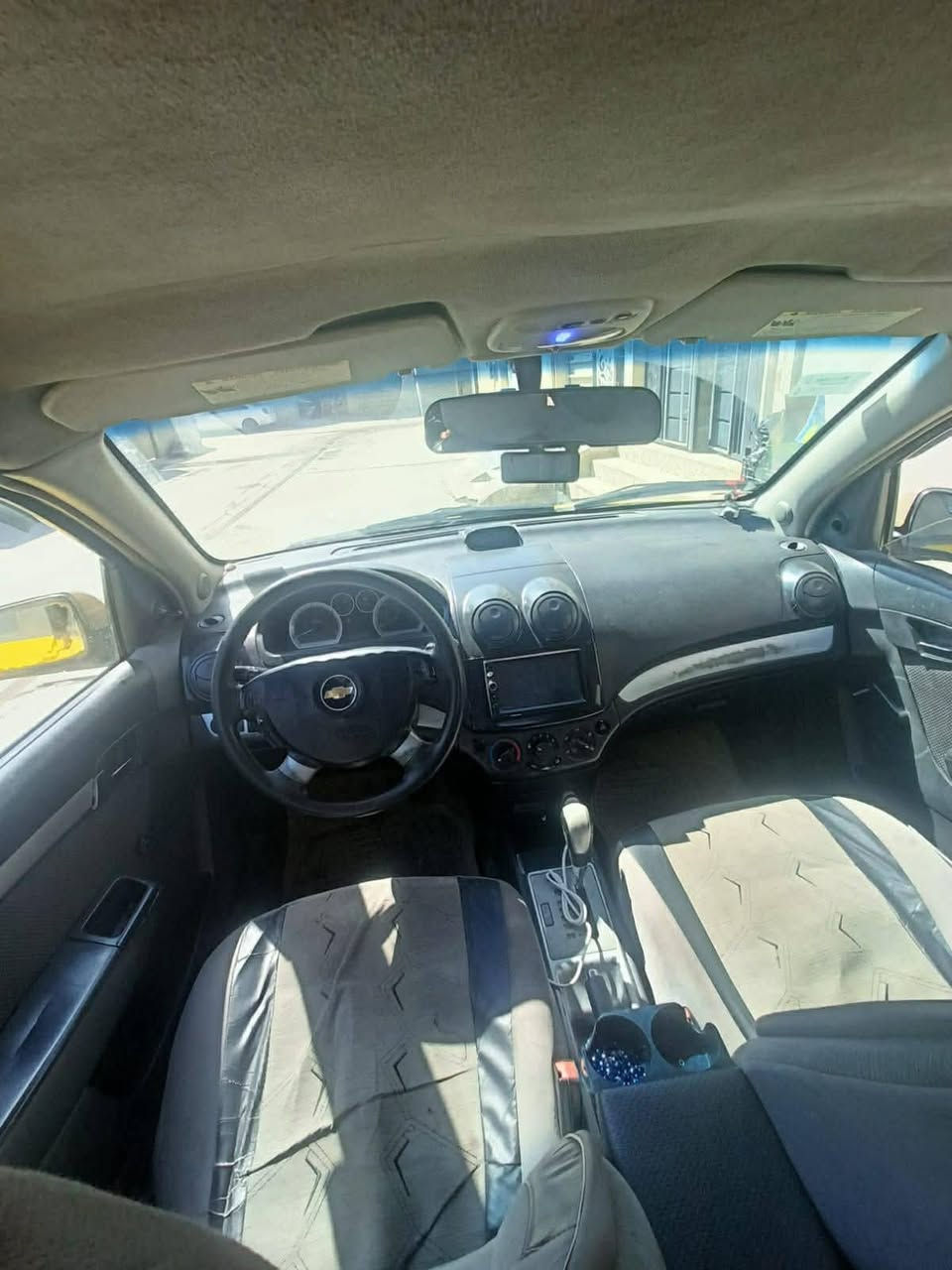 سلام عليكم
سيارة افيوه موديل 2011 أمريكي
محرك 16 كير شرط
كير توماتيك
رقم الماني
تبريد شغال
كاربون بانزين
ضرر بل صندوك
سياره مال رزق
دوشمه جديد
غرامات صفر
شرط التحويل وكاله
مكان سياره موصل
رقم صاحب السياره تواصل وياه 
0770888250 بي واتساب هم 
الخاص مقفل


**إذا كنت صاحب هذا الإعلان وتريد حذفه لأي سبب، رجاءا أرسل رسالة إلى الدعم الفني**