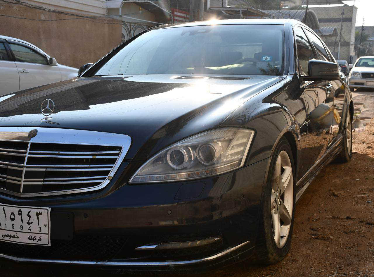 سيارة ربحانة لأهل المصلحة والجناية

مرسيدس اس 550 

موديل  2008

  (گمرگ مدفوع وكامل)

فول مواصفات 

جگات ترفع السيارة

حساسات امامي خلفي

بردات امامي خلفي كهرباء

كراسي امامي خلفي كهرباء 

خزن ثلاث وضعيات

تدفئة وتبريد ومساج

حدادية 100‎%‎

تبريد جديد 

تخم تاير 

وجميع مواصفات الاس المعروفة التي يطول ذكرها

السيارة بيها مشكلة بالگير 

سعر الگير 10 ورقات او اقل 

سعر خواتها ب160 وفوك واني كون متوازي فابيع قفل 
ب 130 ورقة فقط 

اي نعم 130 ورقة وبس

لا تنسى الگمرك مدفوع وكامل

وما اعتقد بالكون اكو هيچ سعر

يعني لو تشتري سيارة بدون گمرك راح يكون سعرها اغلى من هذا السعر  لان بس الگمرك مال 

اس 550 اكثر من 40 ورقة 

وبالعافية عالياخدها

‏السيارة فيها أربعة جاملغات صبغ بسبب الجراد 

والباقي مكفوله للاستفسار الاتصال *********** النجف, العراق
