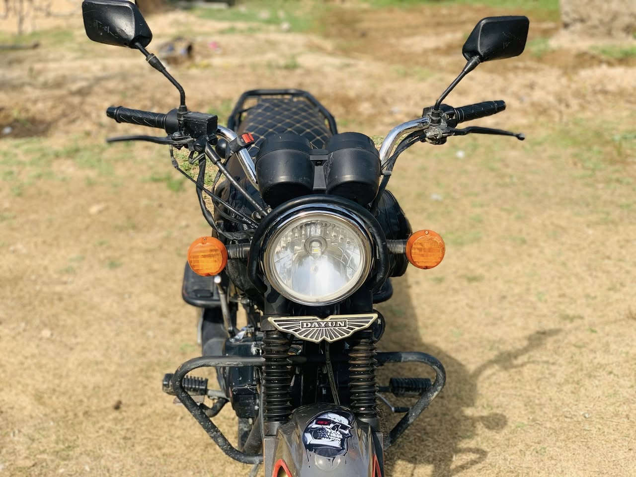 السلام عليكم 📣دراجه للبيع دايوان فحل موديل 2022 طالع 2023 كفاله عامه  من كلشي  ما مفتوح برغي بي نضيف كلش ملاحضة 🛑ما مشتغل دلفري 🛑مال دوام مدرسه فقط 🚸أوراق اصولي〽️🔱🔱
كهربائيات شغاله💯 كلها  السعر 1800 مليون و800 الف وبي مجال بسيط حك الجية واتساب واتصال ***********
