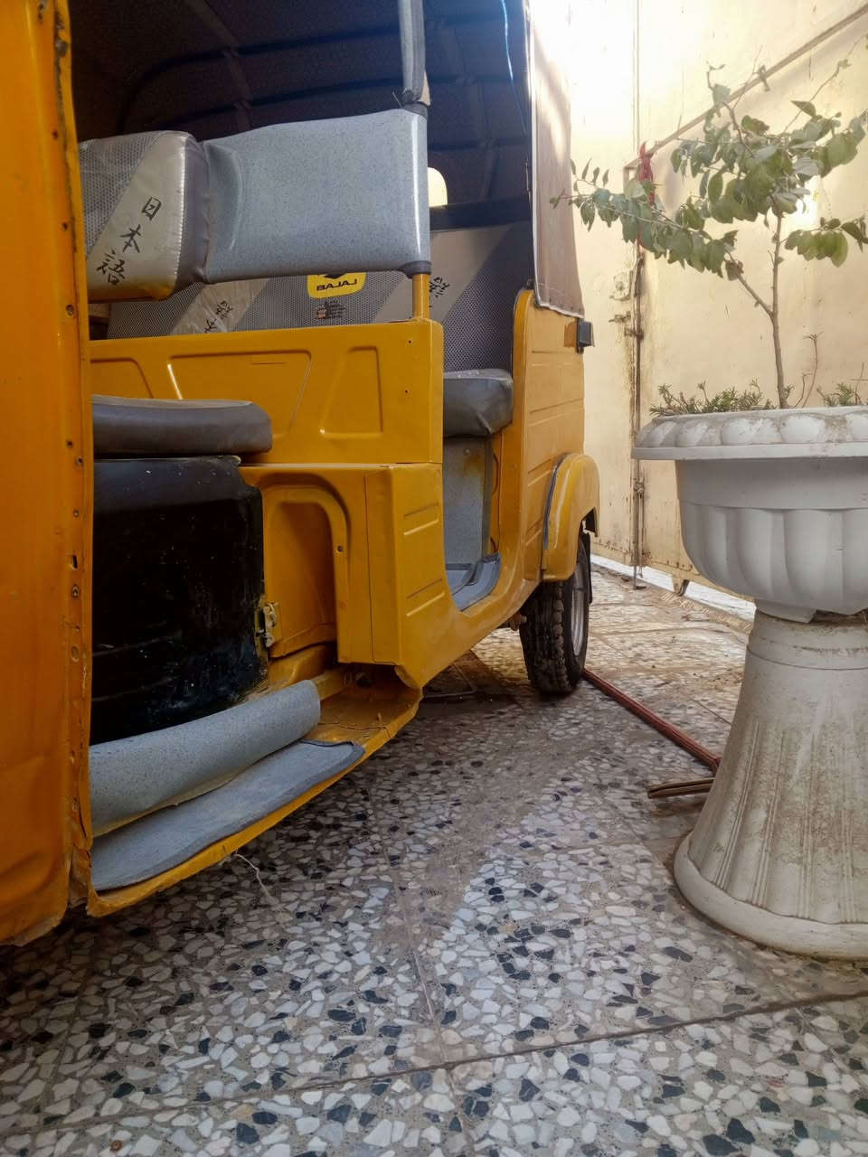 سلام عليكم تكاتك للبيع  موديل 2019/11/16محسوبه عل2020شركه غبور القلم مابيه لامعجون ولاصبغ دوس معمرات جدد تكتك منفوضه كلشي جديد سعر5500وبيه مجال حك الجيه***********
