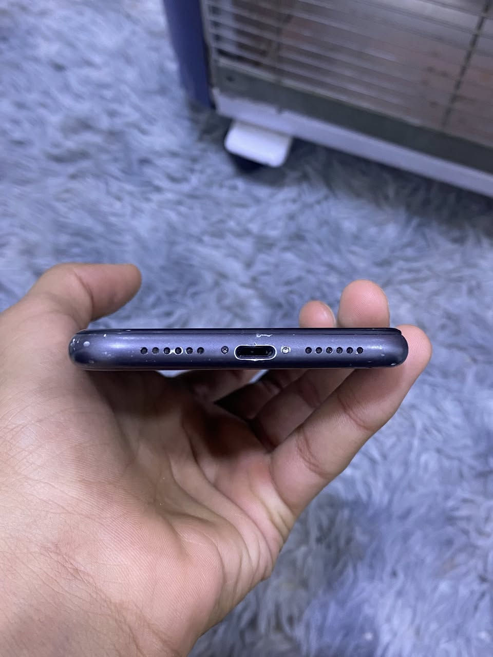 سلام عليكم ايفون 11 عادي للبيع
بطارية 100 مستبدلة 🔋 
مبدل شاشة 3 خيارات🪛 
فيس ايدي متوقف
ذاكرة 128
نموذج A
مراوس فقط
مكاني ديالى بعقوبة
***********
